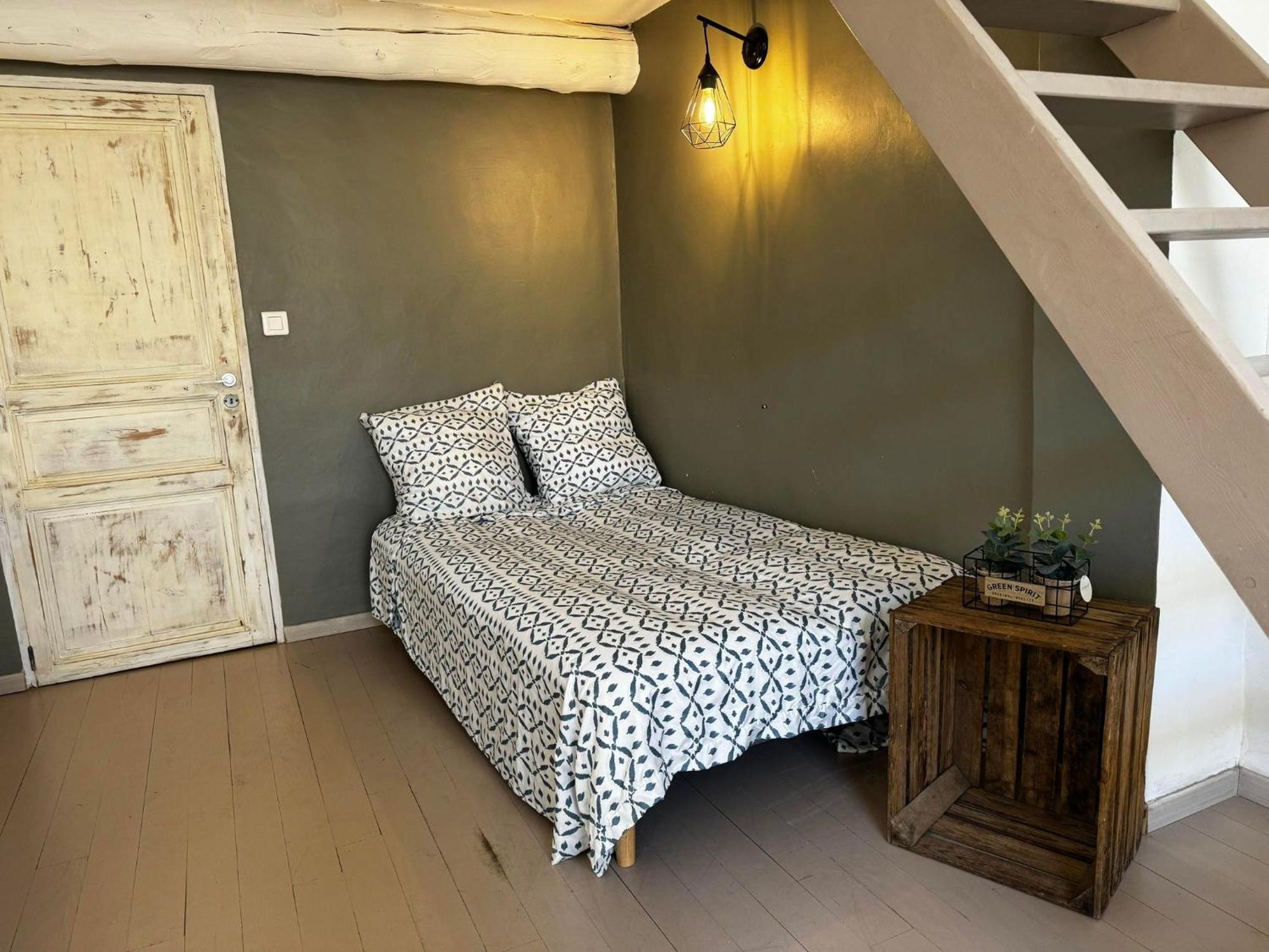 La Villa De Lea - Wifi - 5 Personnes - Intramuros Avignon Exteriör bild